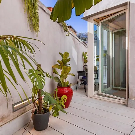 Stunning 1bdr In By Lovelystay ליסבון