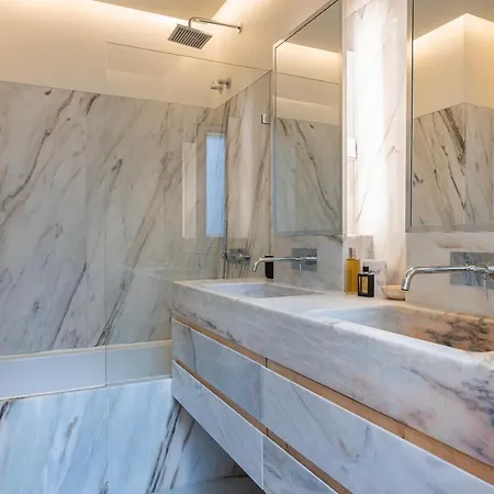 Stunning 1bdr In By Lovelystay דירה ליסבון
