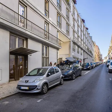 Stunning 1bdr In By Lovelystay ליסבון