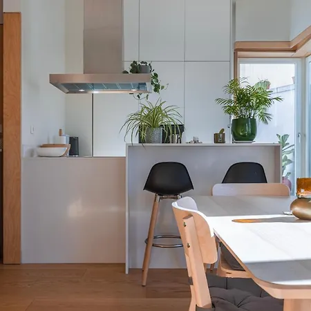 Stunning 1bdr In By Lovelystay דירה ליסבון